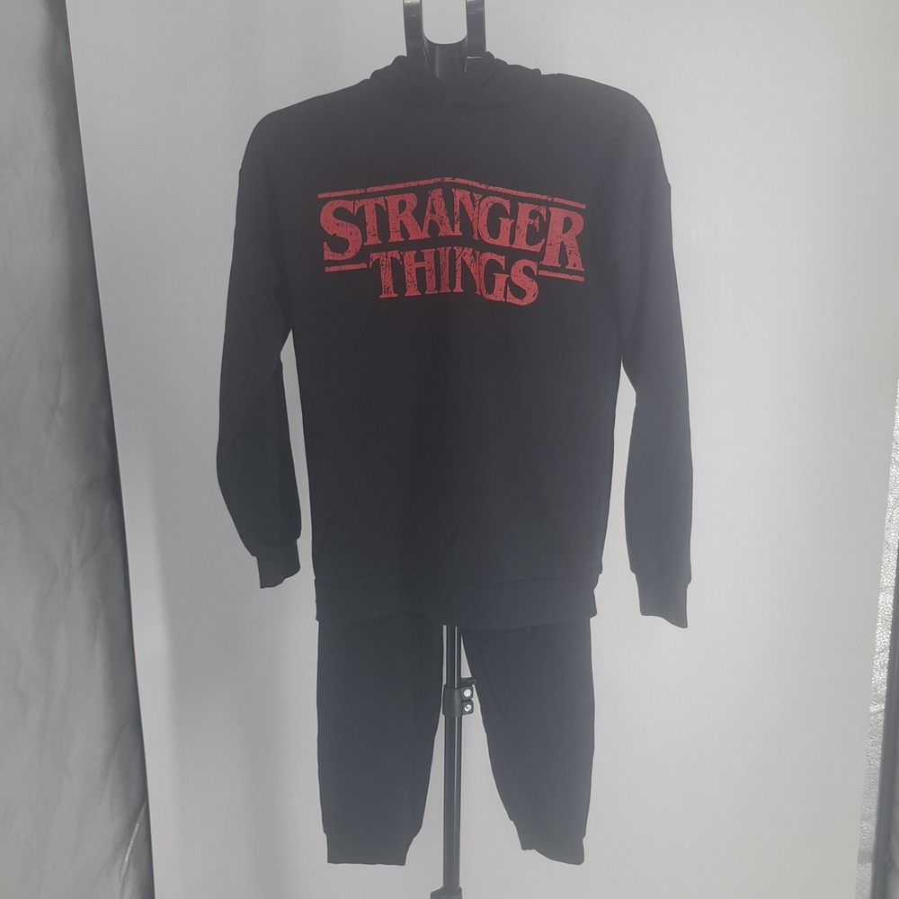 Netflix Stranger Things x Primark Kids Hoodie and Joggers Set Black Red Goth